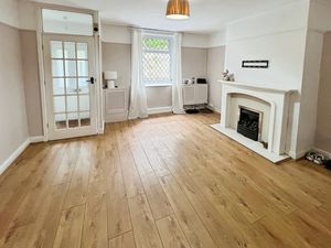 LOUNGE- click for photo gallery